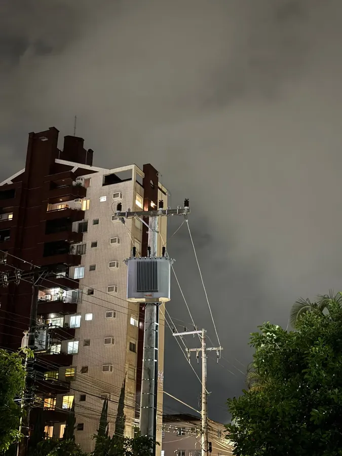 Subestação aérea urbana